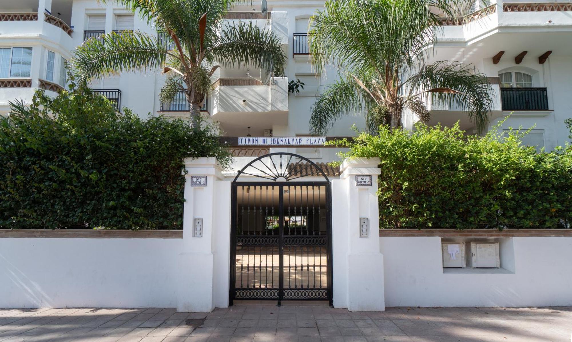 Holidays & Homes I Benalmadena Playa, Piscinas ,Relax Exterior foto